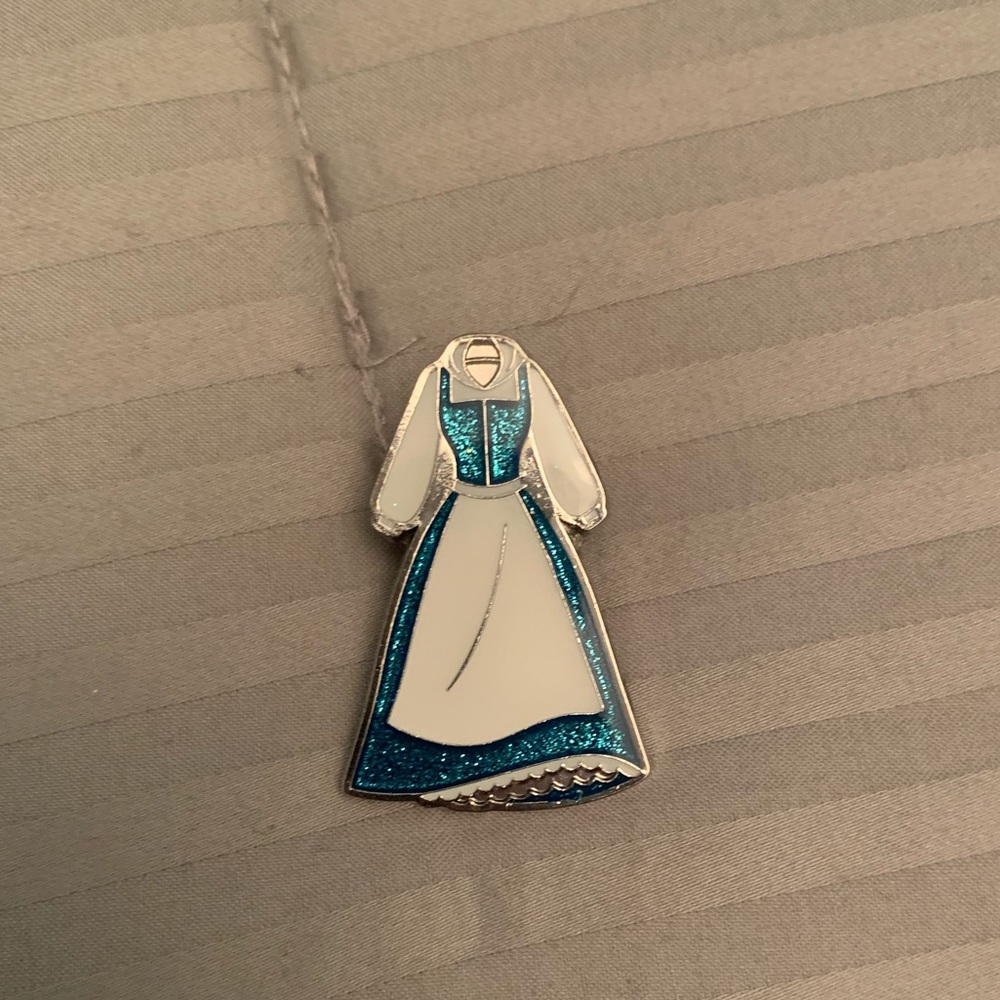 Disney Belle Pin